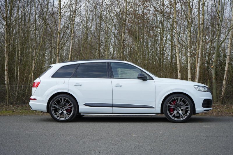 AUDI SQ7