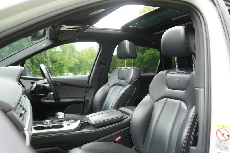 AUDI SQ7