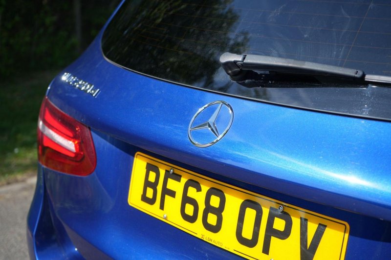 MERCEDES-BENZ GLC CLASS