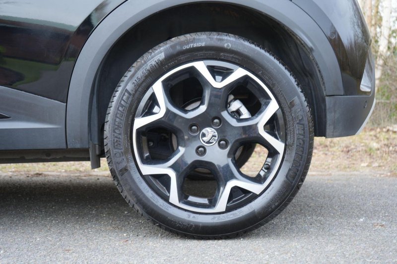 VAUXHALL MOKKA