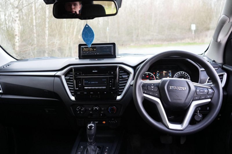 ISUZU D-MAX