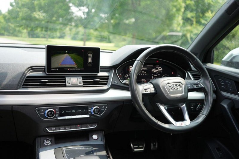 AUDI SQ5