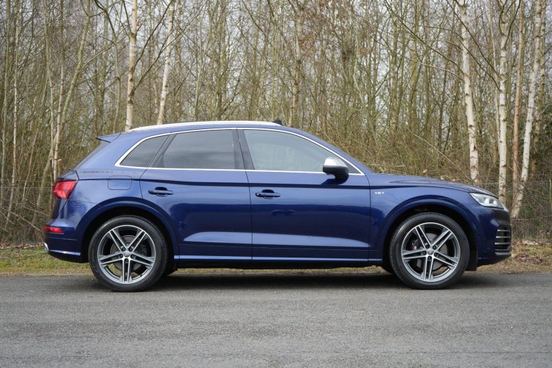 AUDI SQ5