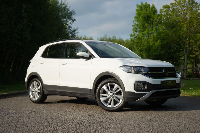 VOLKSWAGEN T-CROSS
