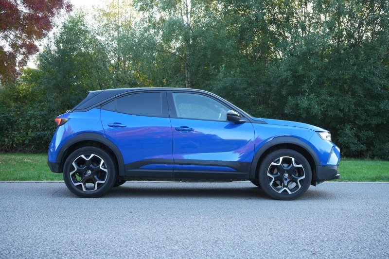 VAUXHALL MOKKA